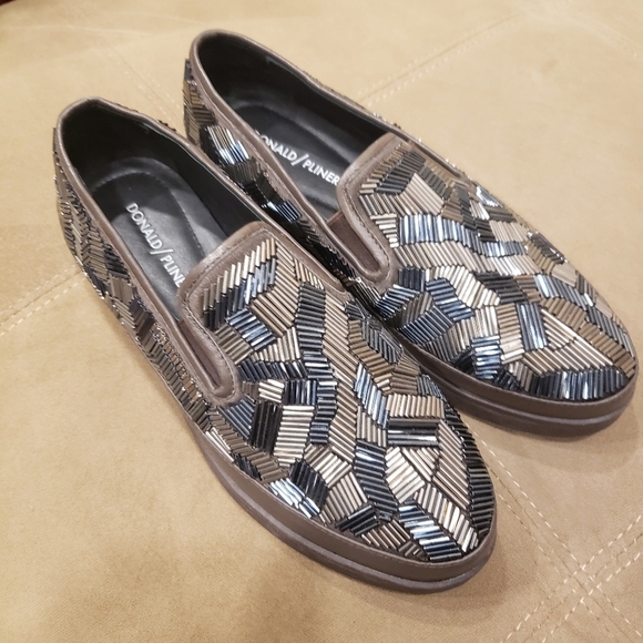 Donald J. Pliner Mickey Beaded Loafers - Sz 7.5 US - Picture 2 of 11